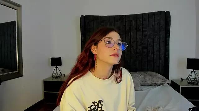 AnnyCherry_ from StripChat
