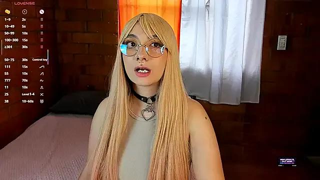 Try our streaming cams variety and talk on a personal level with our adorable girls streamers, showing off their bountiful shapes and dildos.
