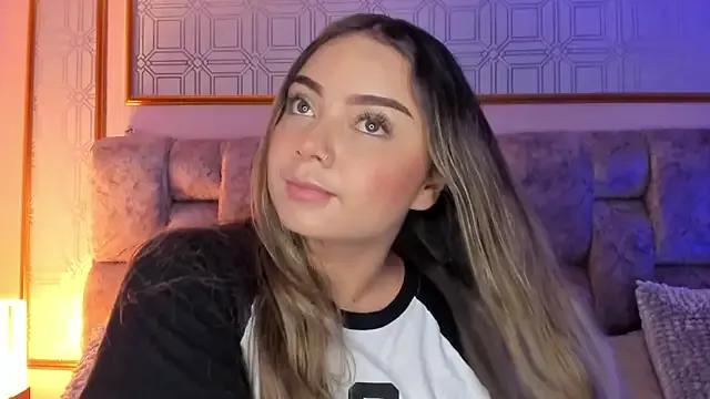 AnnyLopezz_ from StripChat