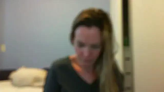 Annylove1 from StripChat is Freechat