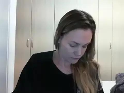 Annylove1 from StripChat