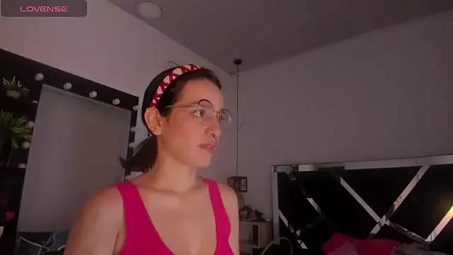 Annyrosee from StripChat