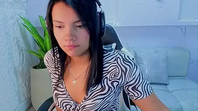Antonela_tp from StripChat