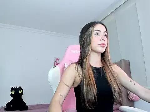 Antonella_goddess from StripChat is Freechat