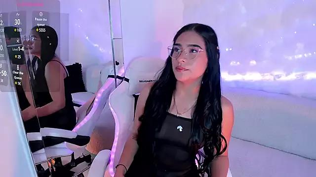 Try our streaming cams variety and talk on a personal level with our adorable girls streamers, showing off their bountiful shapes and dildos.