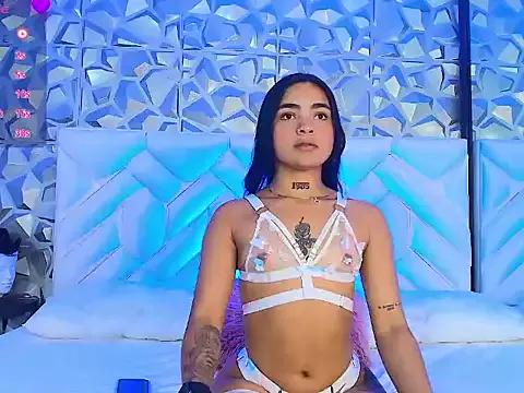 AntonellaScott_ from StripChat is Freechat