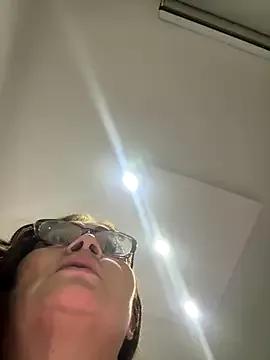 AntonellaVioleta from StripChat is Freechat