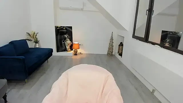 AnyaEvy from StripChat is Freechat