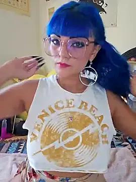 Anyalikestosuck from StripChat