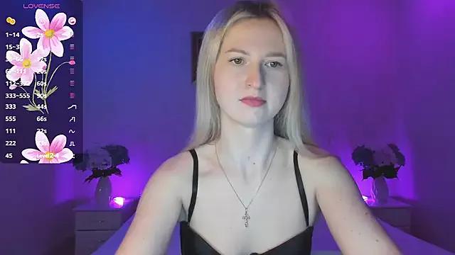 AnyaRusaya from StripChat