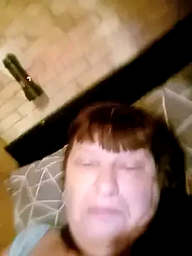 Apeesynka55211 on StripChat 