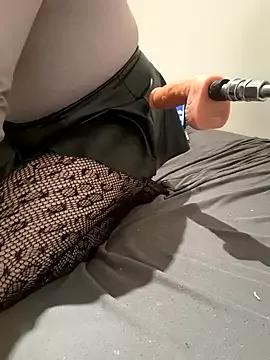 aprilexx from StripChat is Freechat
