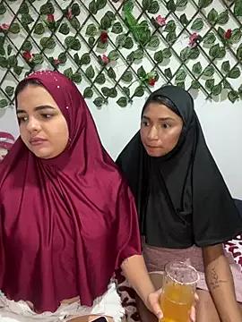 Arab_rainbow_girls from StripChat