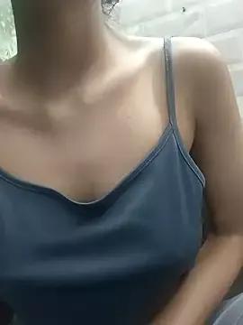 Aradhna_cute from StripChat