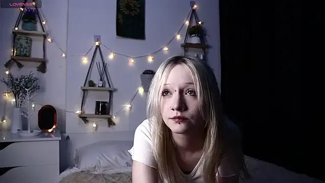 ArcticaRyder from StripChat is Freechat