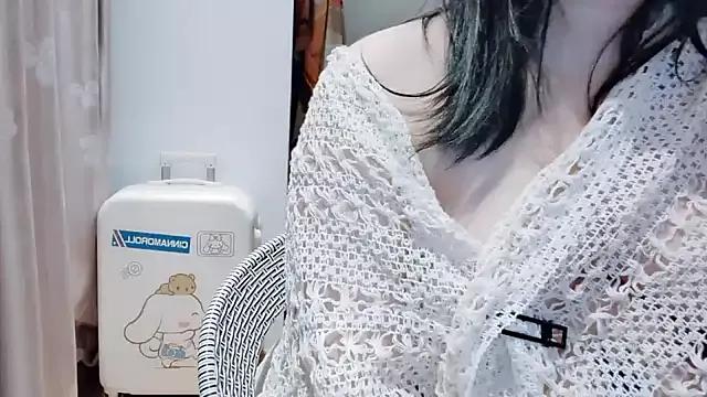 arena1357 from StripChat is Freechat