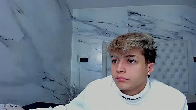 Ari_and_Storm from StripChat