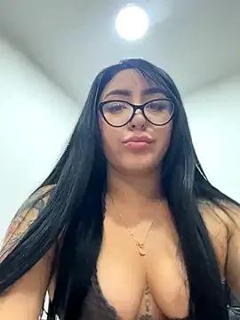 Aria_Laurent from StripChat