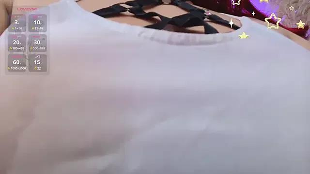 aria_li from StripChat is Freechat