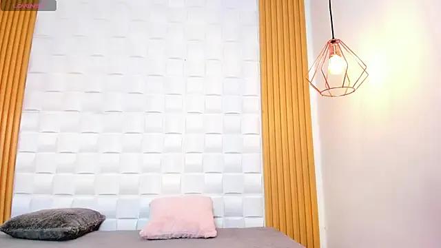 AriaBelle from StripChat is Freechat