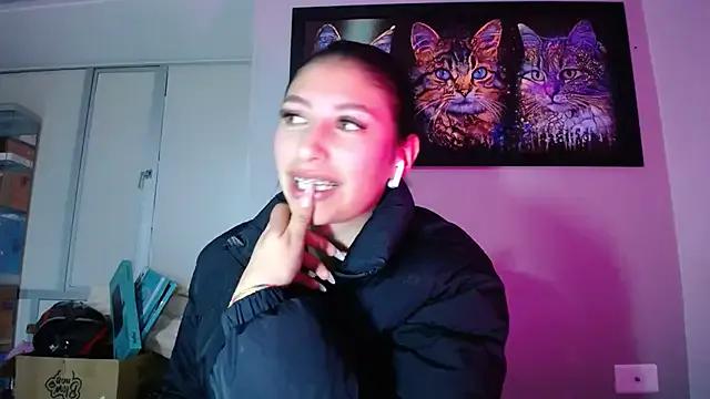 AriaBliss- from StripChat