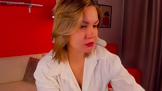 AriaEven on StripChat 