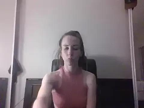 ariahblossom from StripChat