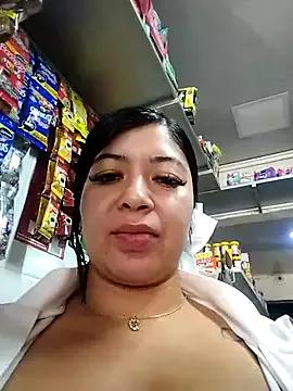 Ariana-pp03 from StripChat