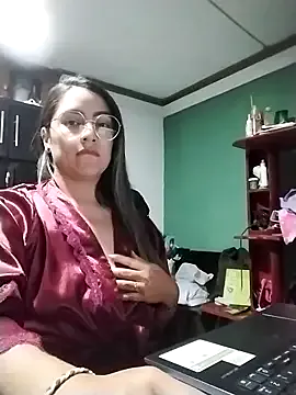 Ariana_Blaze1 on StripChat 