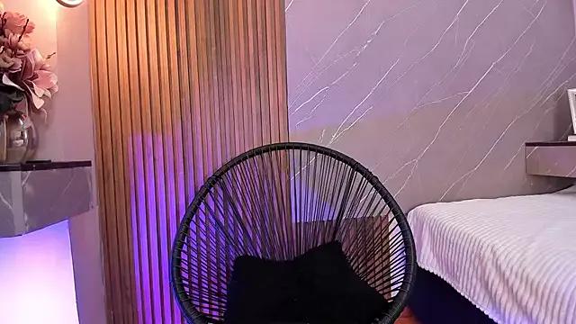 ariana_jhonson1 from StripChat