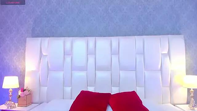 Try our streaming cams variety and talk on a personal level with our adorable girls streamers, showing off their bountiful shapes and dildos.