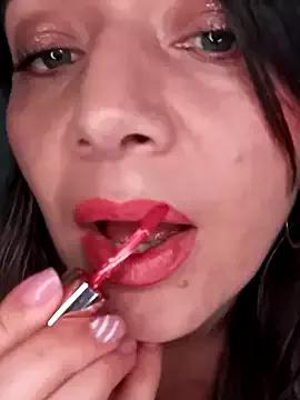 ArianaMiss from StripChat is Freechat