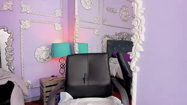 Try our streaming cams variety and talk on a personal level with our adorable girls streamers, showing off their bountiful shapes and dildos.