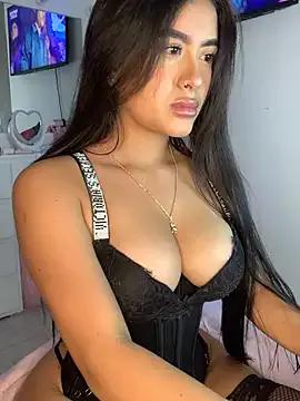 ArianaRouss from StripChat