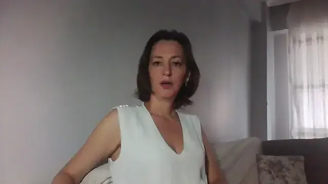 ArianaStarr from StripChat is Freechat