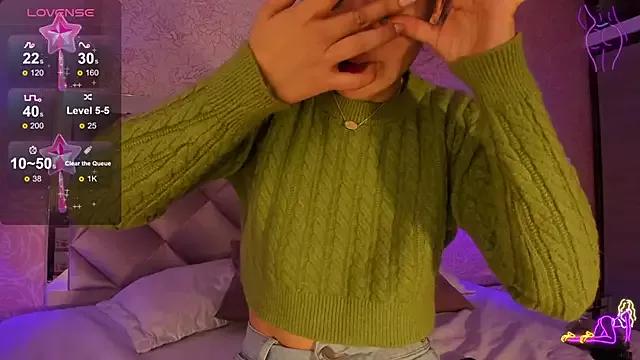 Try our streaming cams variety and talk on a personal level with our adorable girls streamers, showing off their bountiful shapes and dildos.