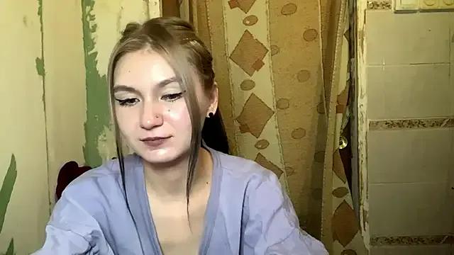 ArianeBhayani from StripChat is Freechat