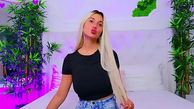 AriannaSins from StripChat