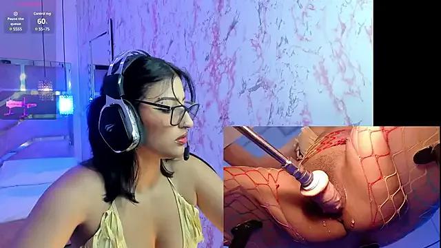 Try our streaming cams variety and talk on a personal level with our adorable girls streamers, showing off their bountiful shapes and dildos.