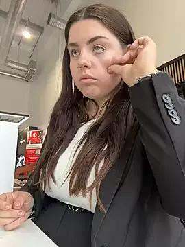 ariasbeautyx from StripChat