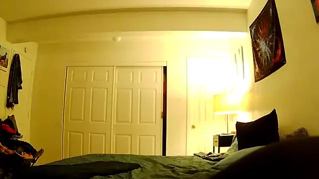 Ariasweetaspie from StripChat is Freechat