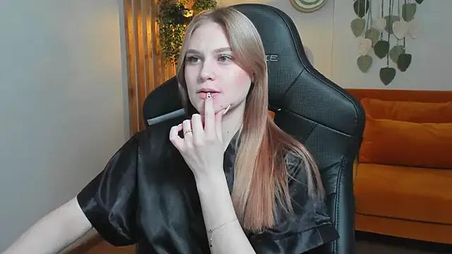 AriaWell from StripChat