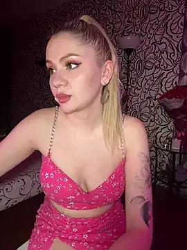 aricenaa from StripChat is Freechat
