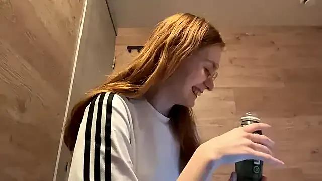 AriellaVenturi from StripChat is Freechat