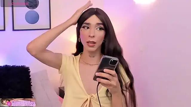 ariivega from StripChat is Freechat