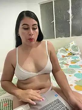 AriNovaX from StripChat is Freechat