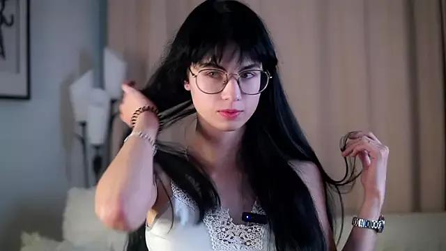 ArlineJanik from StripChat