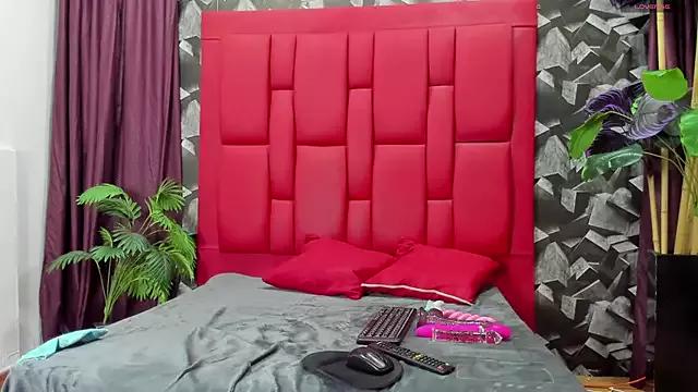 Try our streaming cams variety and talk on a personal level with our adorable girls streamers, showing off their bountiful shapes and dildos.