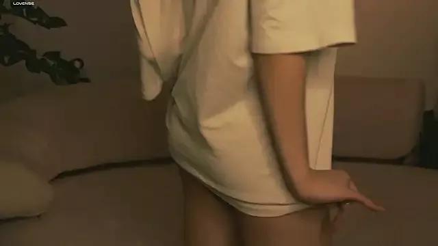 aryamirelle from StripChat