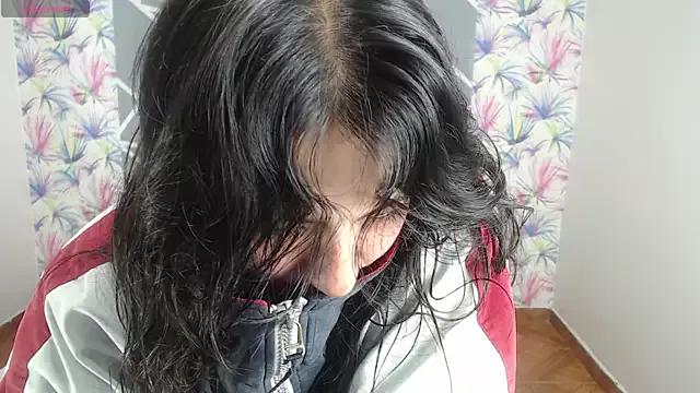 Asaray_T from StripChat